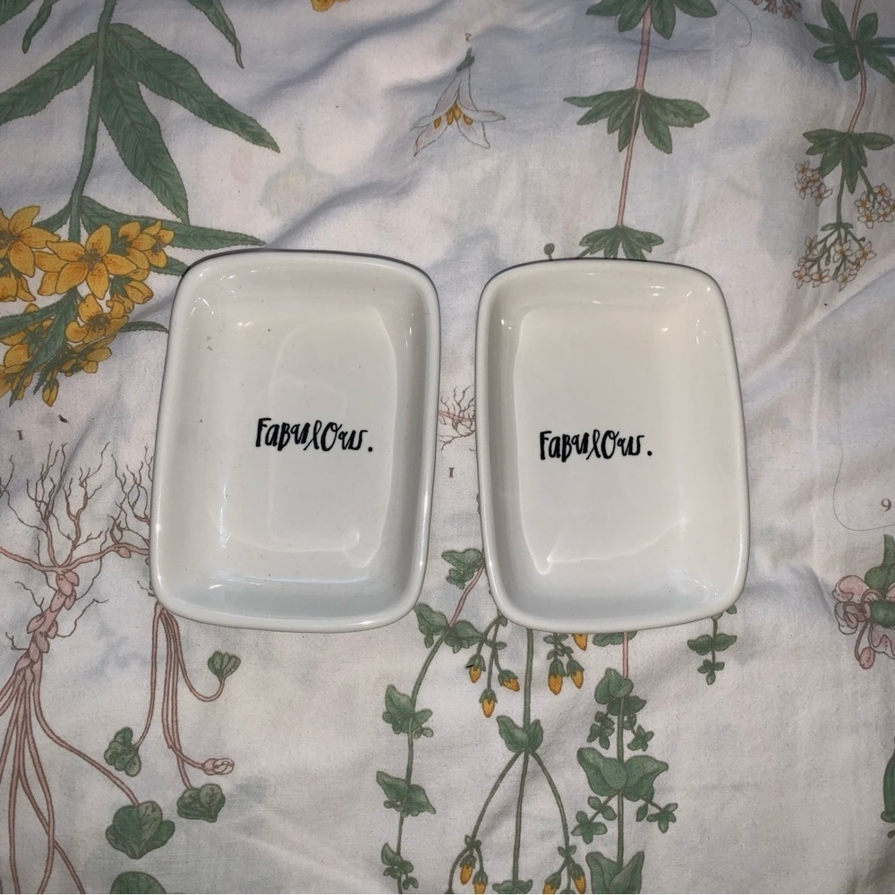 Rae Dunn “fabulous” soap dish